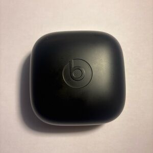 Beats Black Wireless Earbuds Case